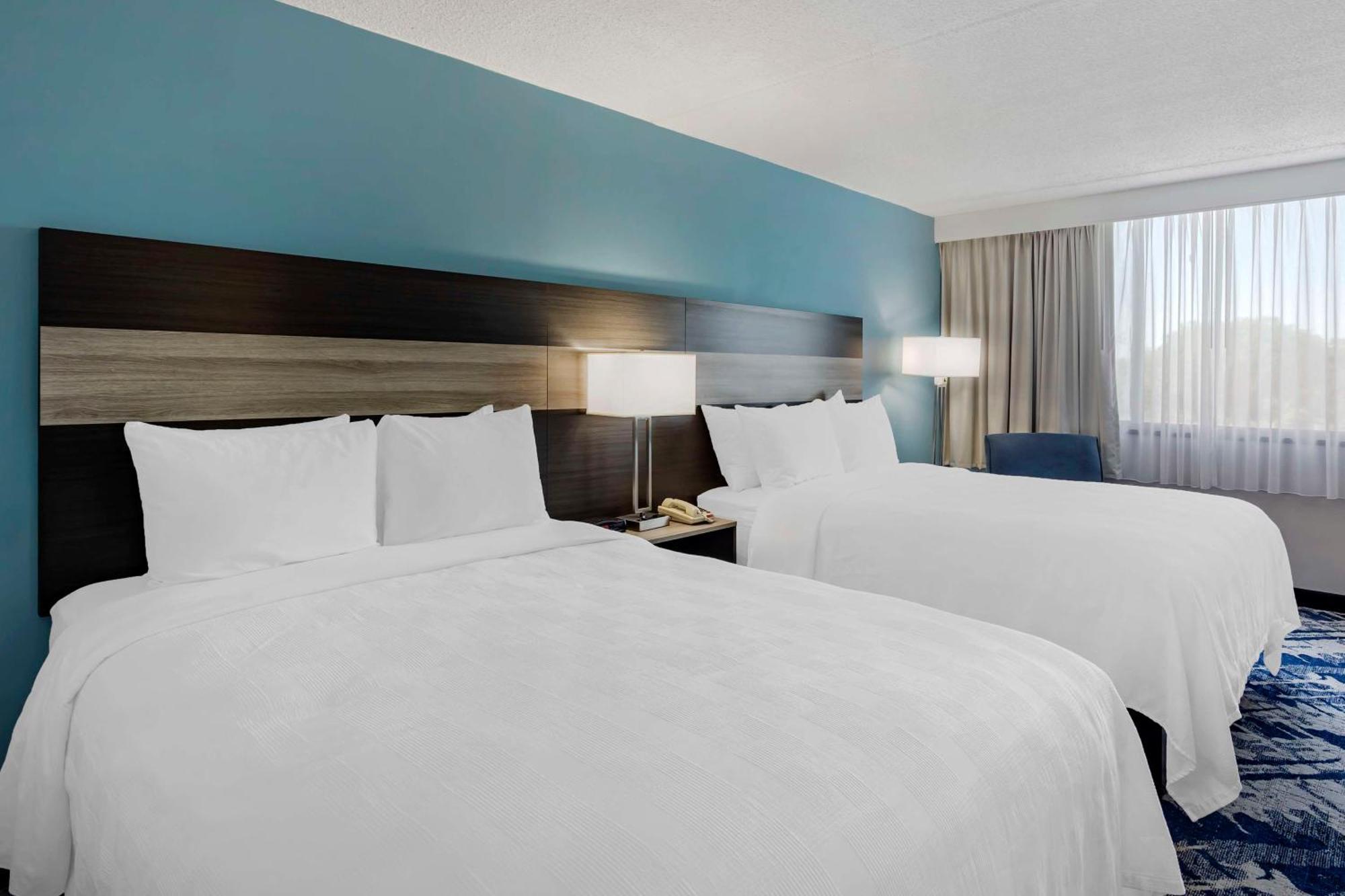 Best Western Rutgers University Hotel East Brunswick Exterior photo